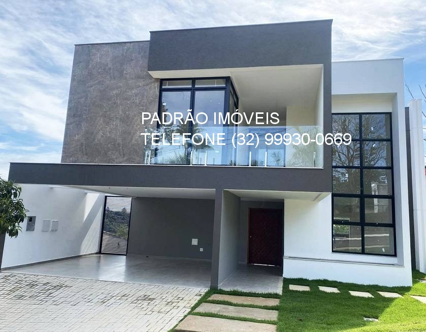 Casa à venda com 4 quartos, 350m² - Foto 2