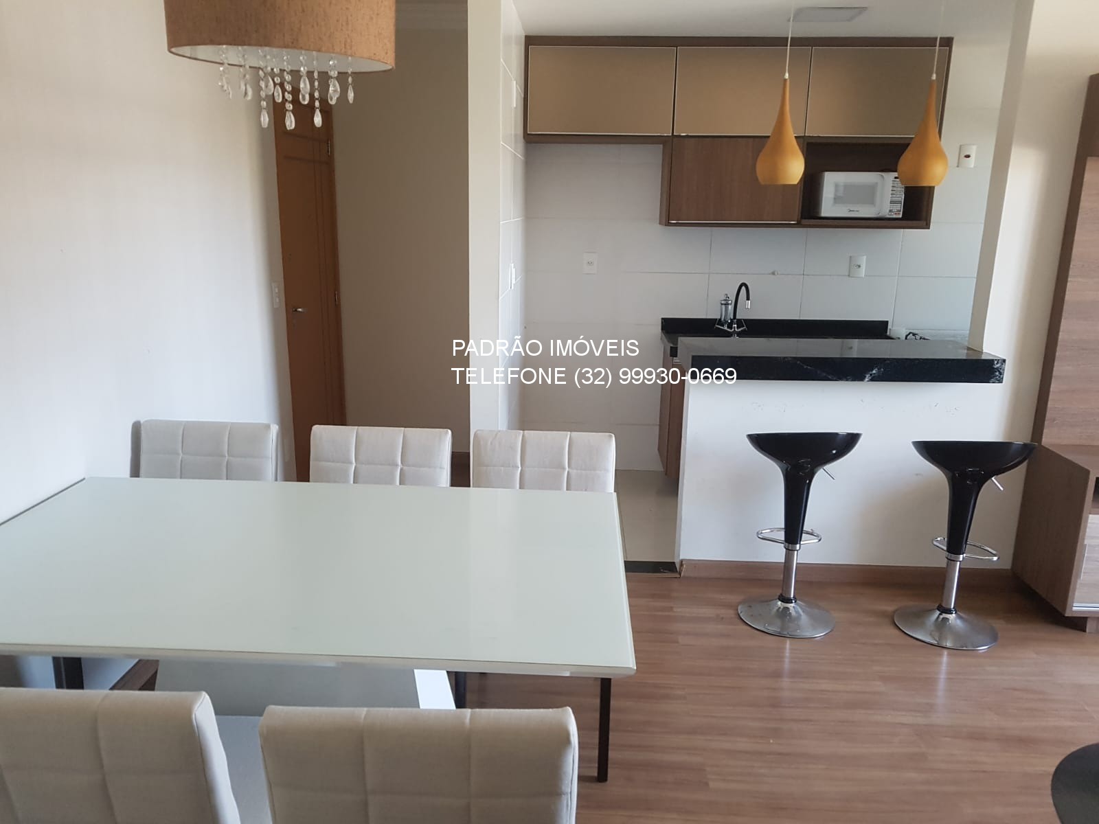 Apartamento à venda com 2 quartos, 74m² - Foto 1