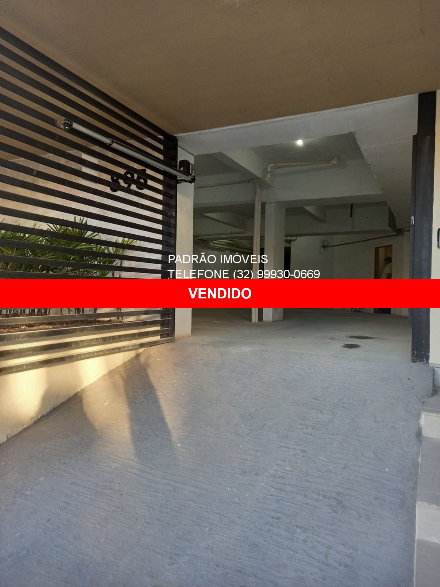 Apartamento à venda com 2 quartos, 70m² - Foto 1