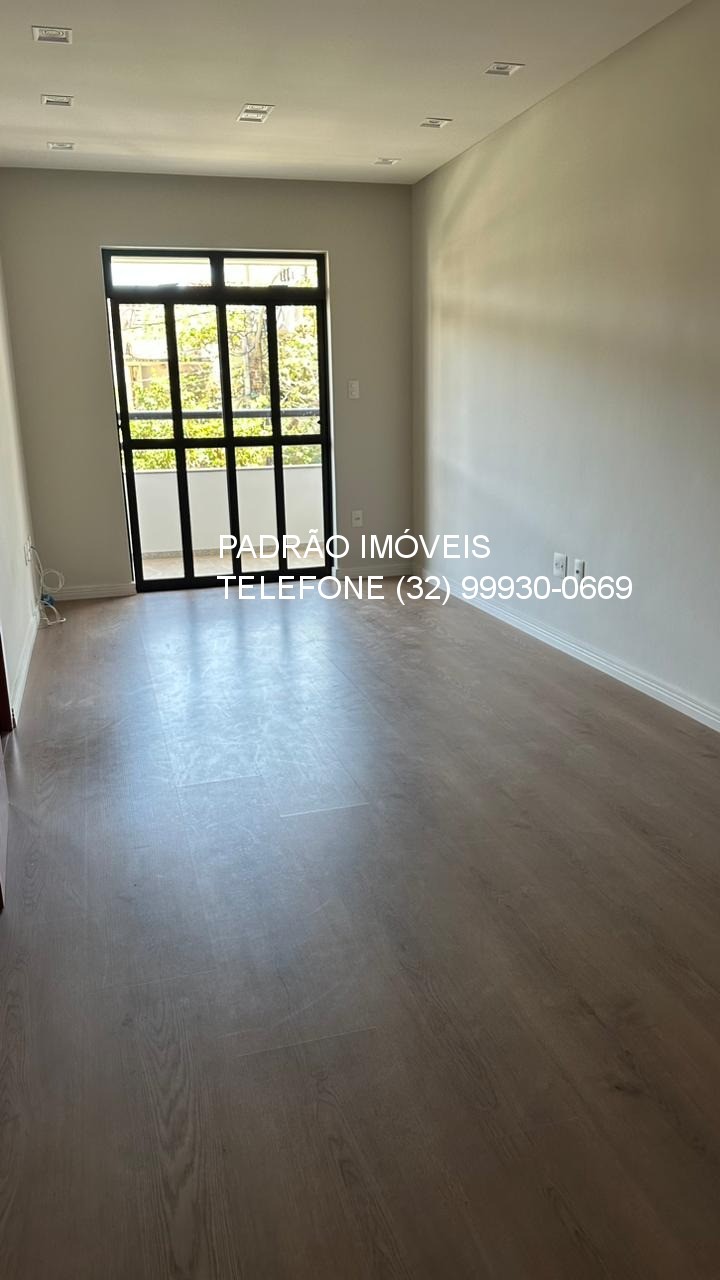 Apartamento à venda com 2 quartos, 75m² - Foto 3