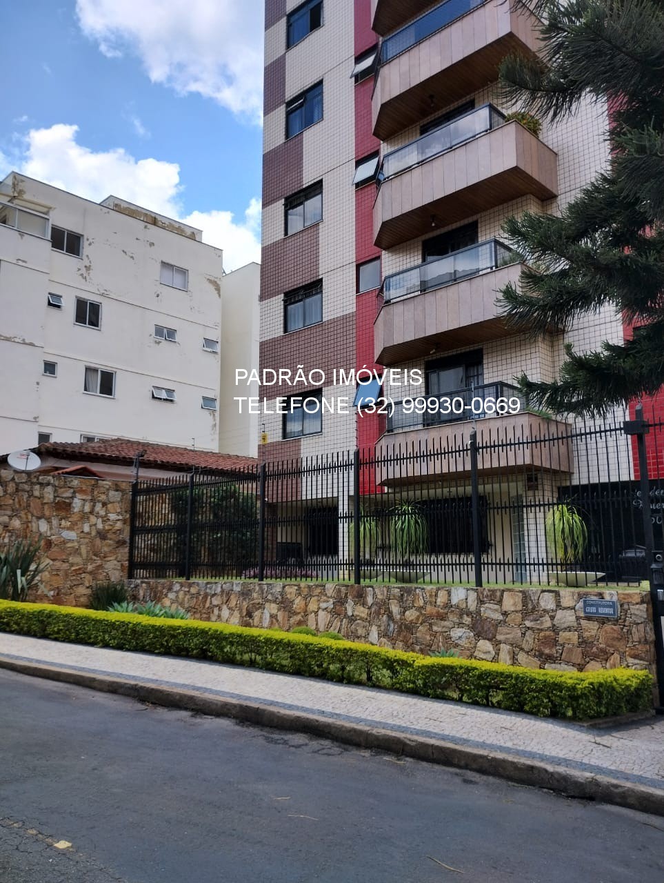 Apartamento à venda com 3 quartos, 162m² - Foto 2