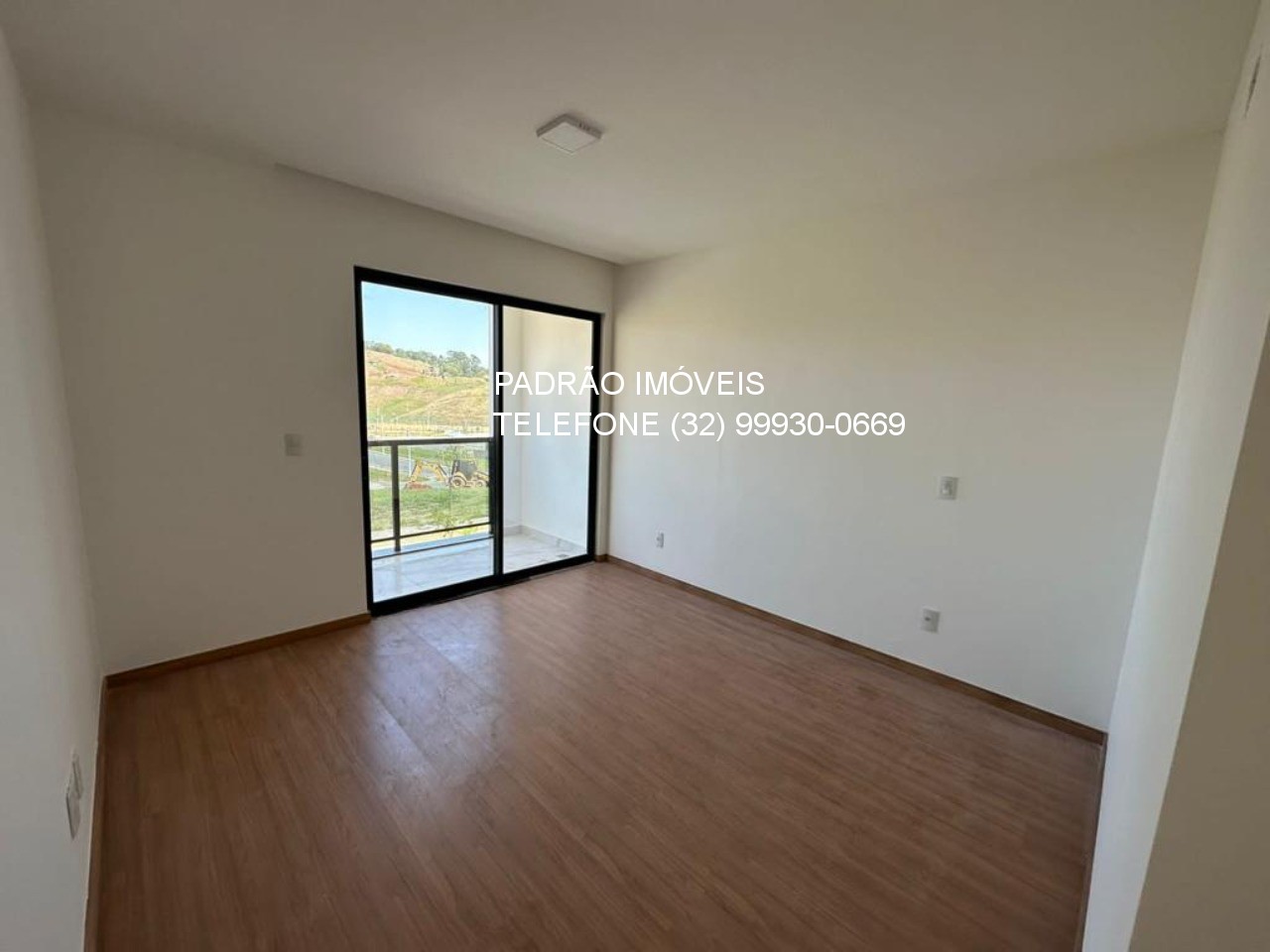 Casa à venda com 4 quartos, 300m² - Foto 7