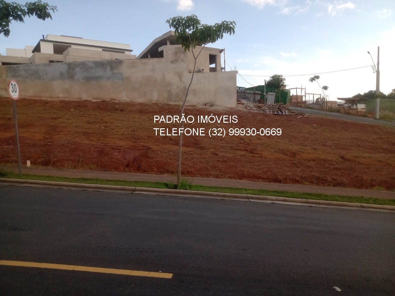 Terreno à venda, 324m² - Foto 13