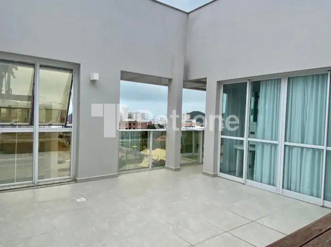 Cobertura à venda com 3 quartos, 250m² - Foto 26