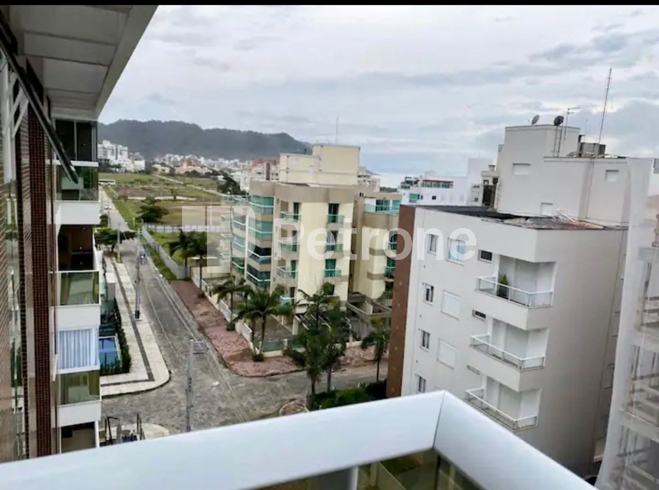 Cobertura à venda com 3 quartos, 250m² - Foto 31