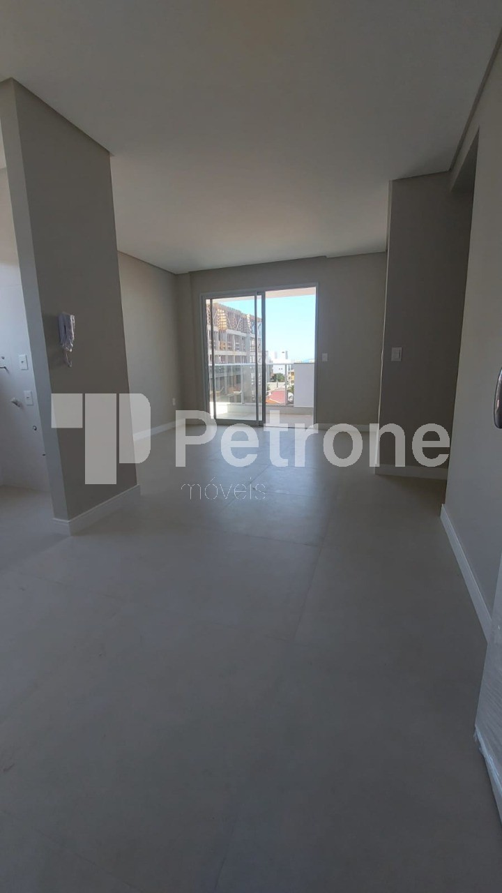 Apartamento à venda com 3 quartos, 75m² - Foto 6