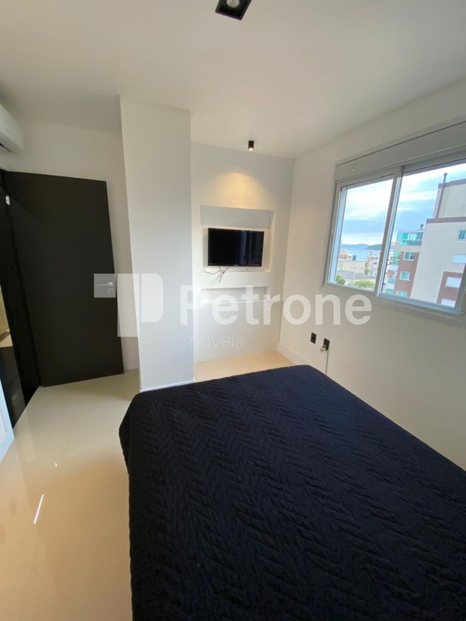 Apartamento à venda com 2 quartos, 169m² - Foto 5