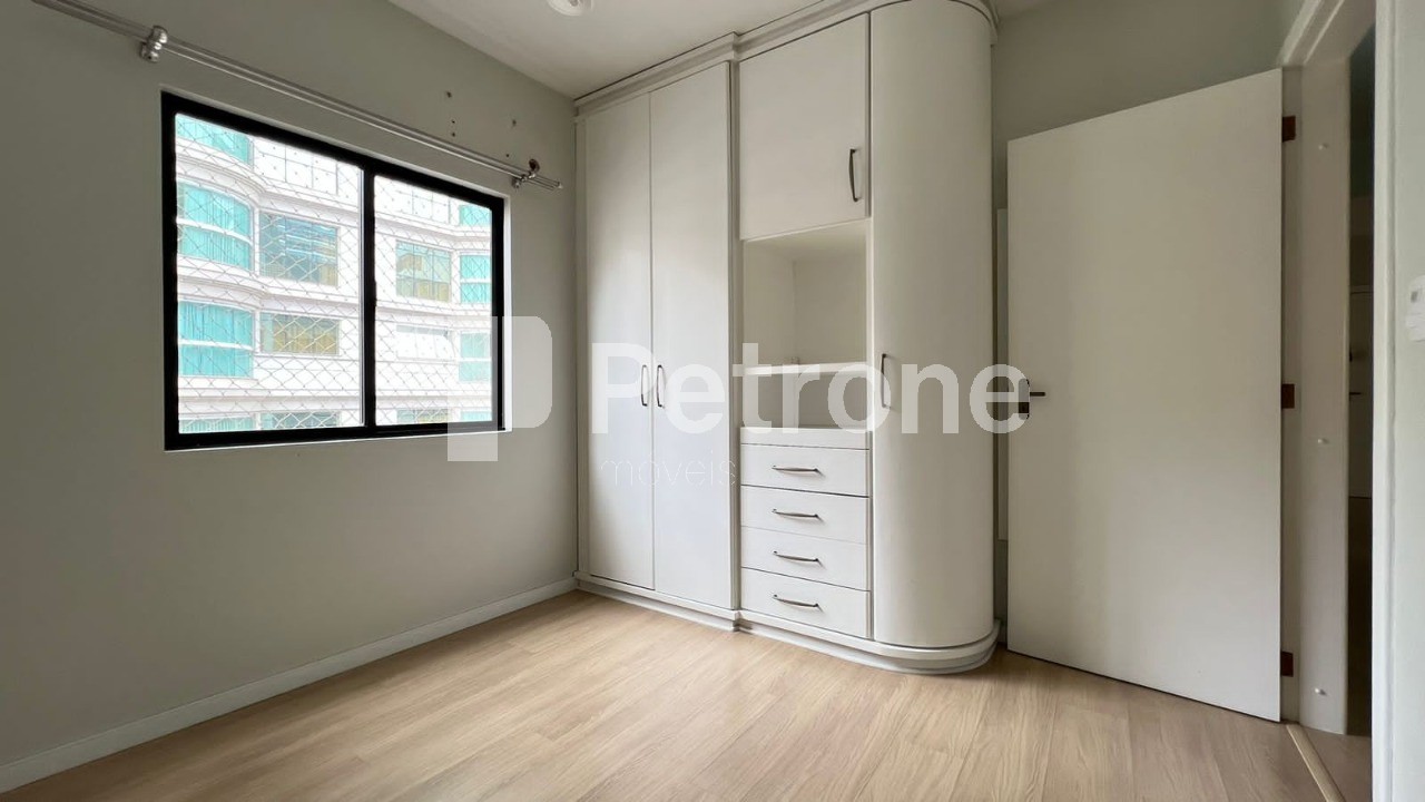 Apartamento à venda com 3 quartos, 138m² - Foto 21