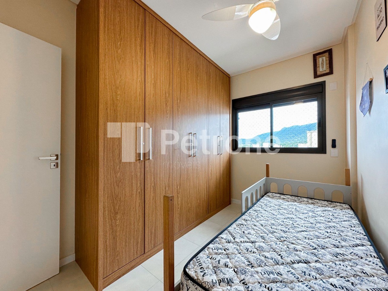 Apartamento à venda com 3 quartos, 85m² - Foto 18