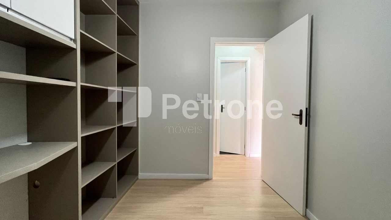 Apartamento à venda com 3 quartos, 138m² - Foto 18