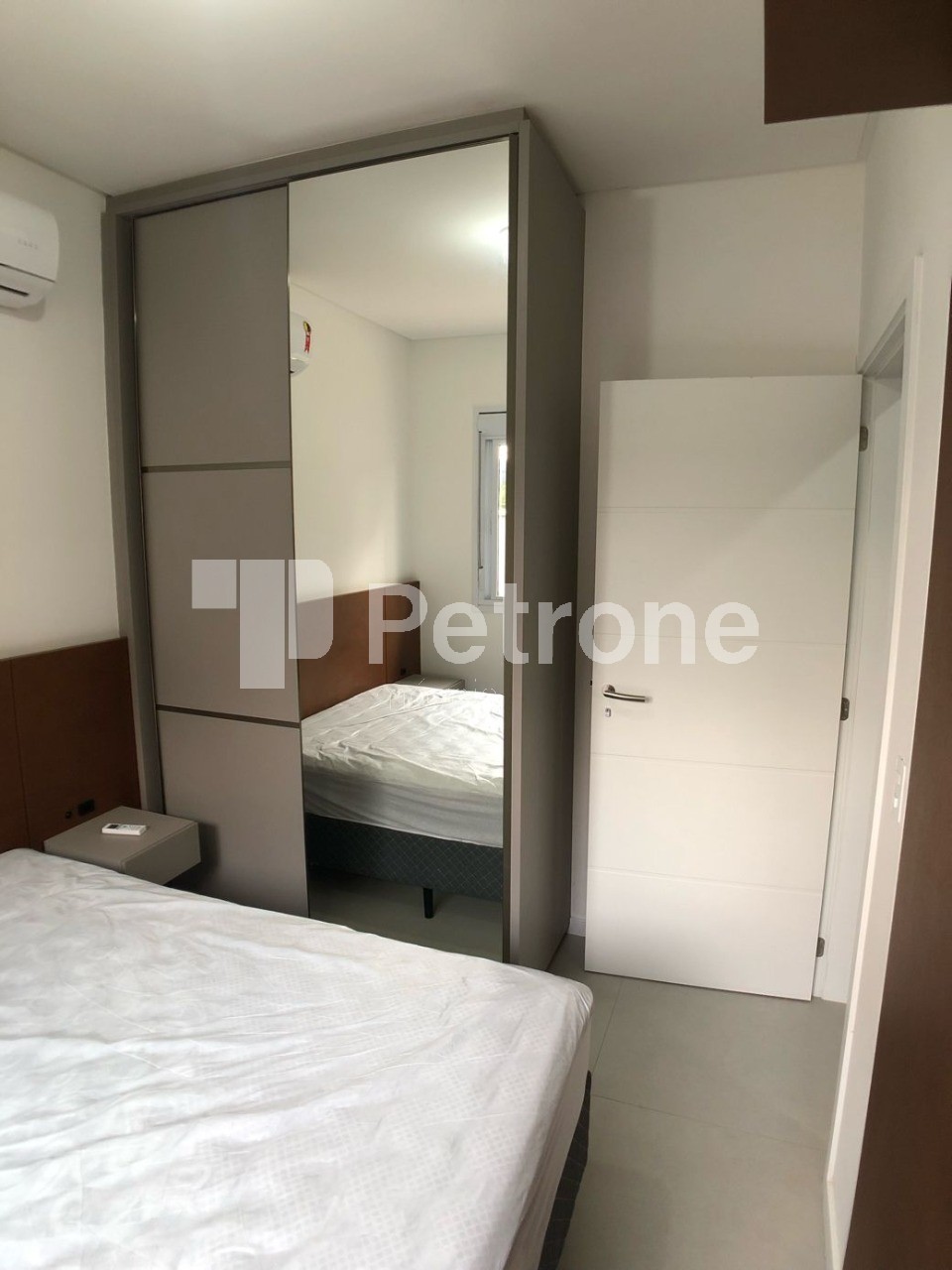 Apartamento à venda com 1 quarto, 58m² - Foto 9