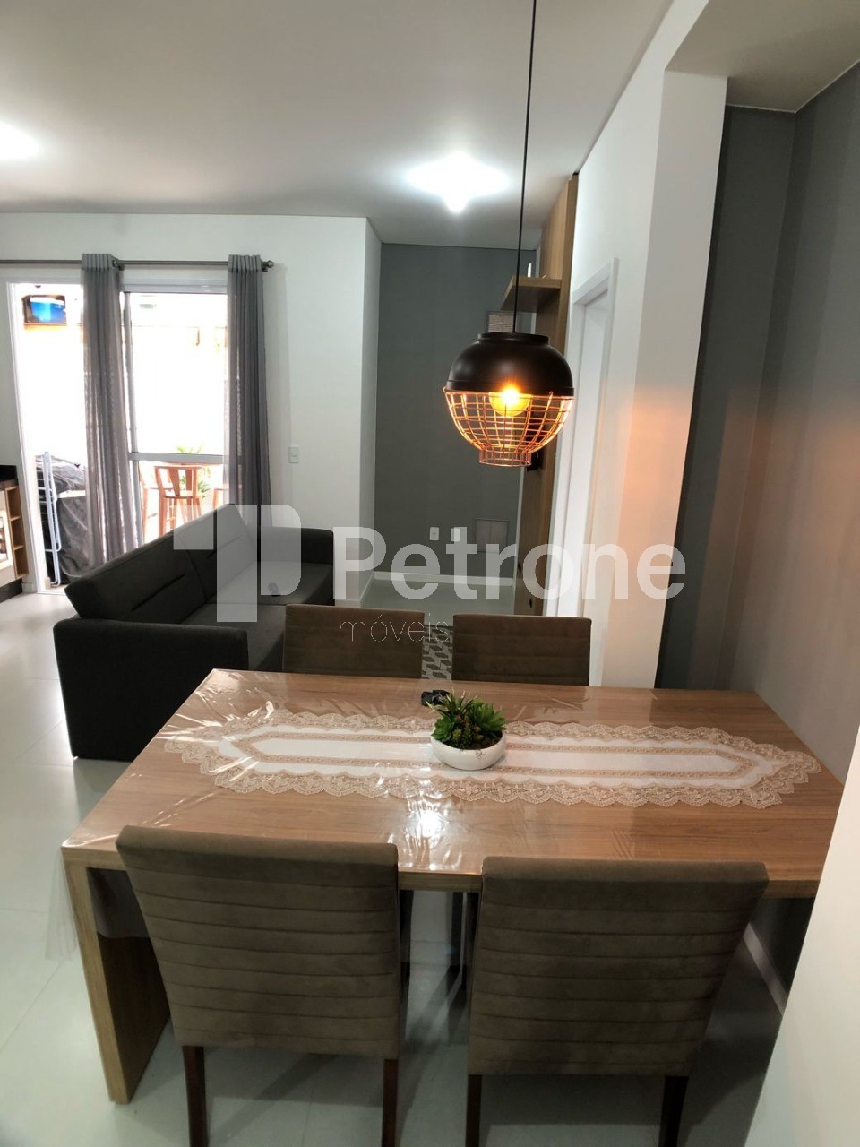 Apartamento à venda com 1 quarto, 58m² - Foto 4