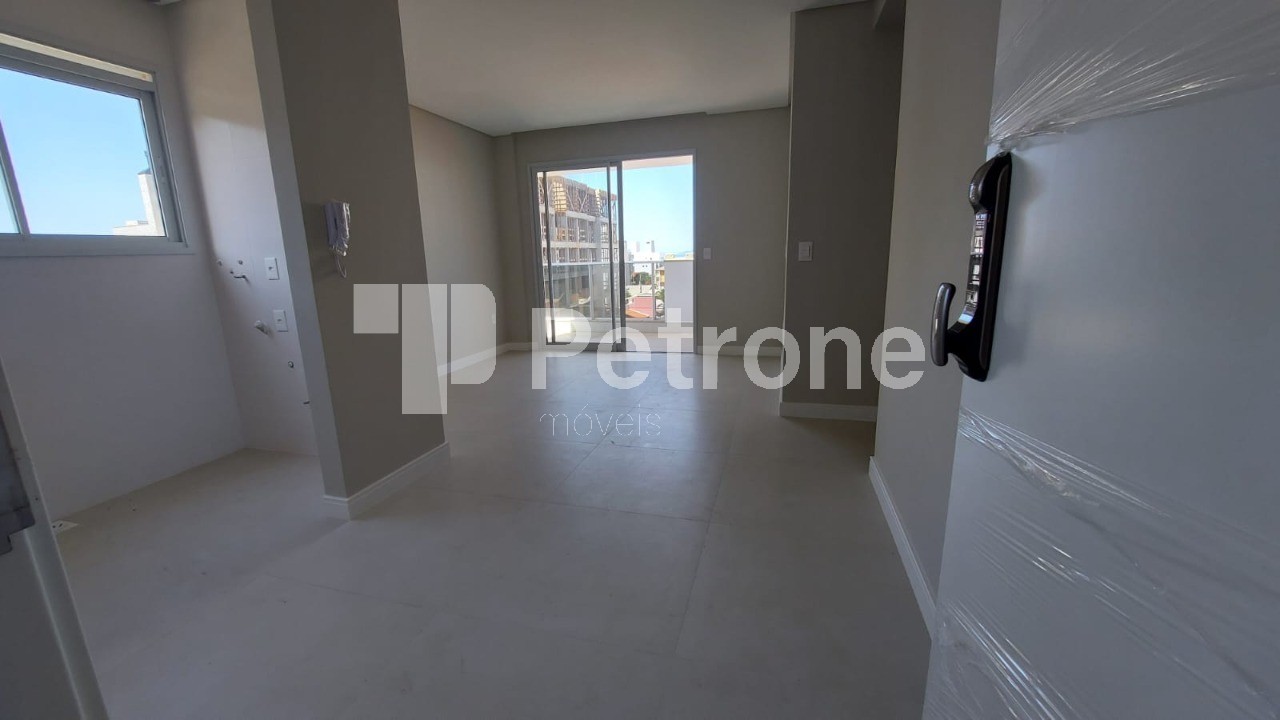 Apartamento à venda com 3 quartos, 75m² - Foto 5