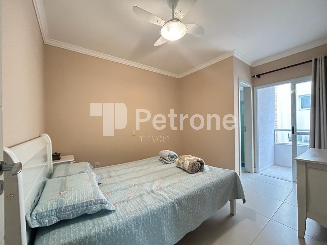 Apartamento à venda com 2 quartos, 78m² - Foto 14