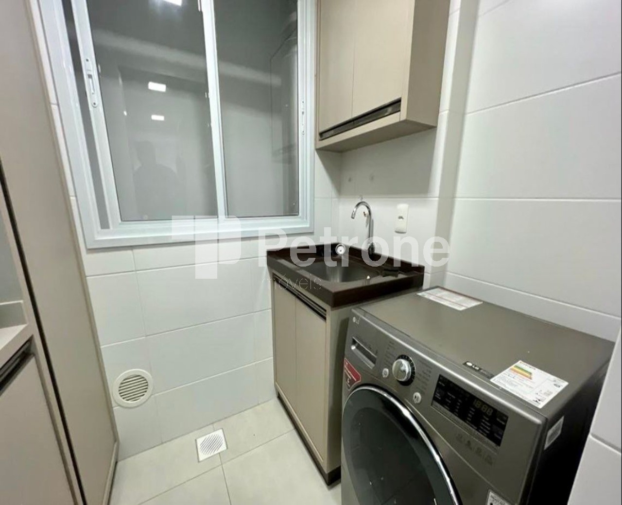 Apartamento à venda com 3 quartos, 127m² - Foto 6