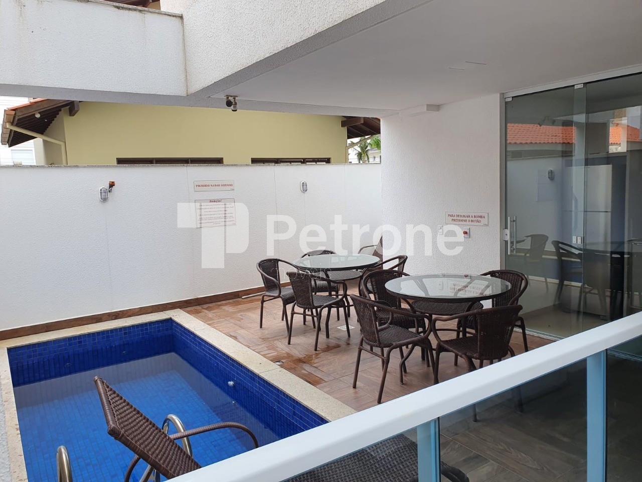 Apartamento à venda com 3 quartos, 76m² - Foto 13