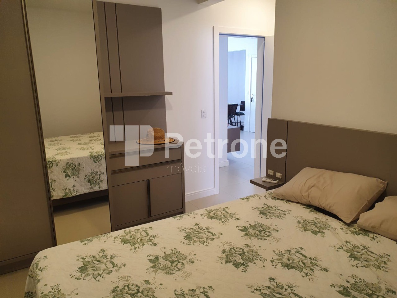 Apartamento à venda com 3 quartos, 76m² - Foto 11