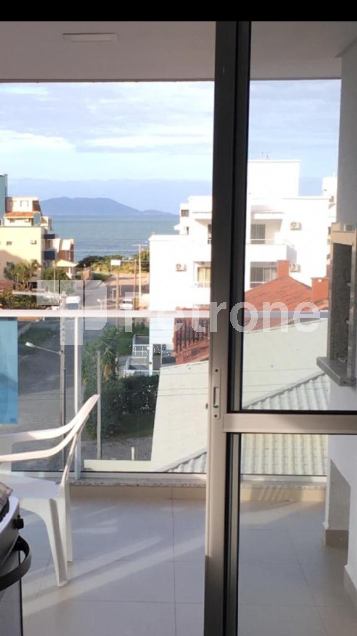 Apartamento à venda com 3 quartos, 76m² - Foto 2