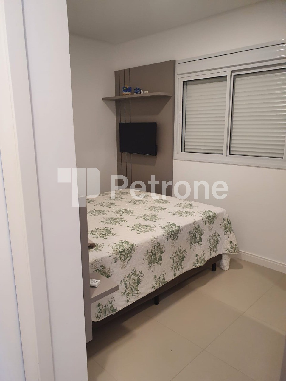 Apartamento à venda com 3 quartos, 76m² - Foto 6