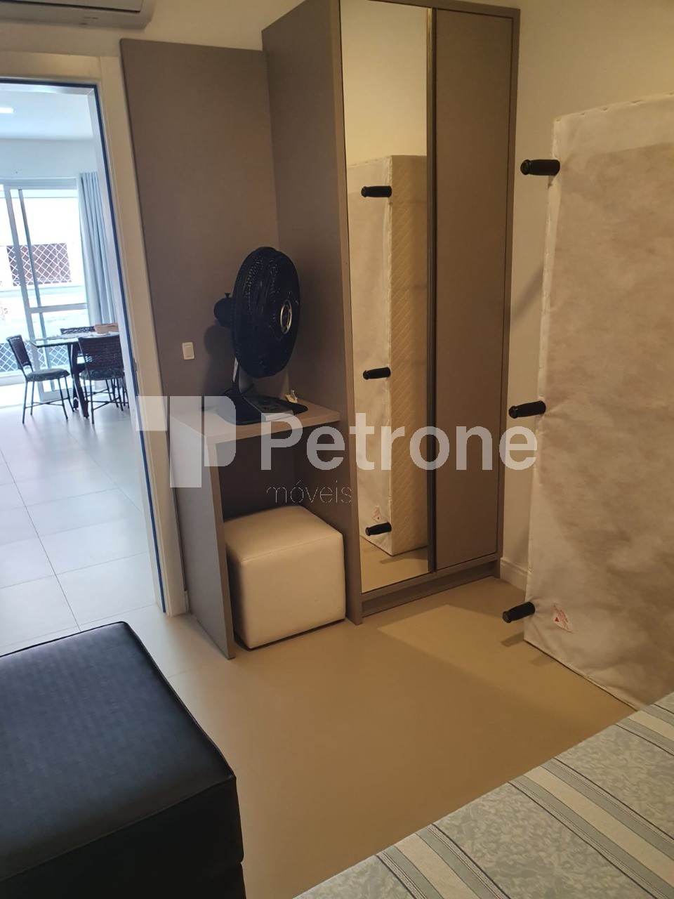 Apartamento à venda com 3 quartos, 76m² - Foto 9