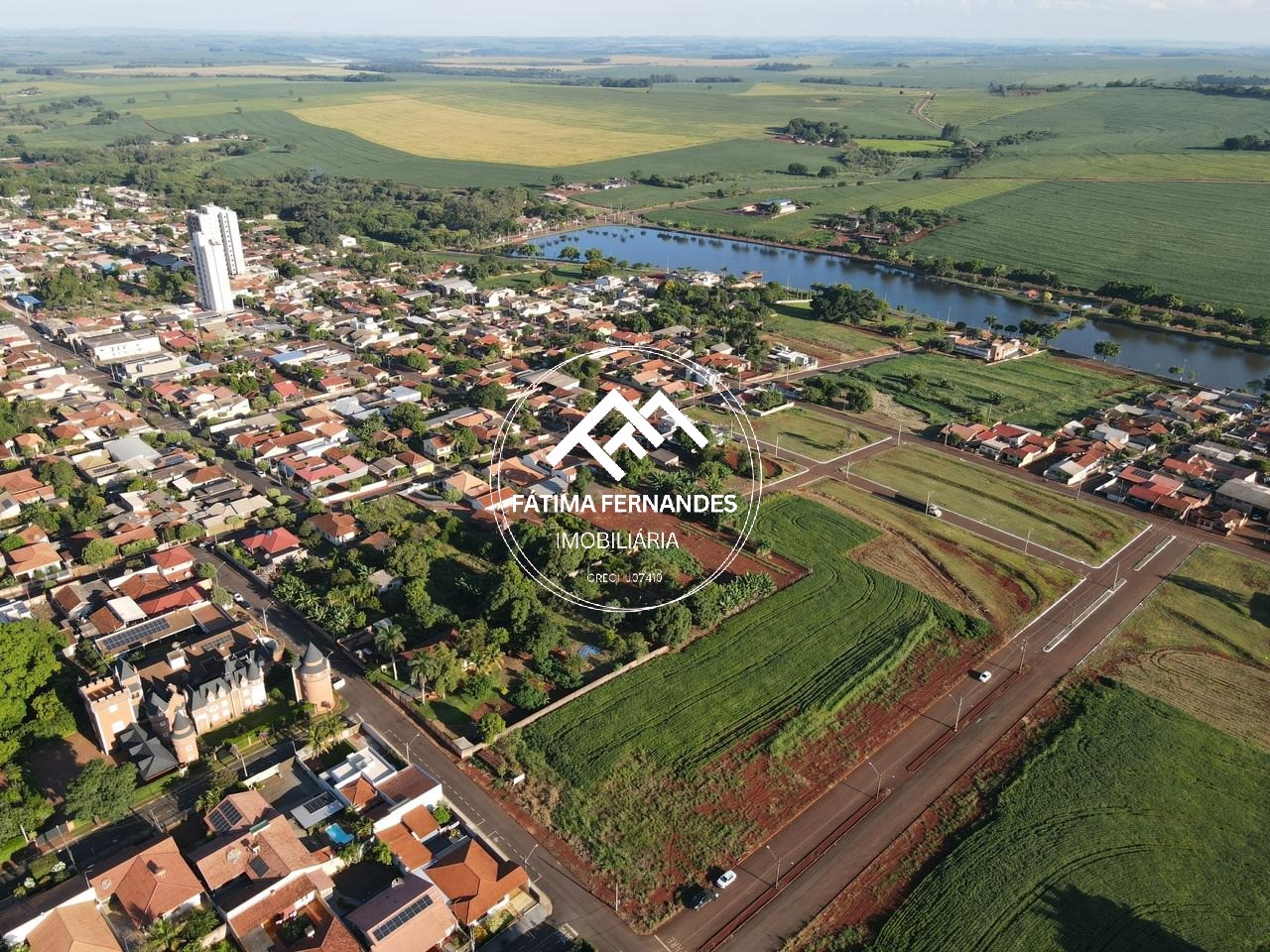 Terreno à venda, 597m² - Foto 1