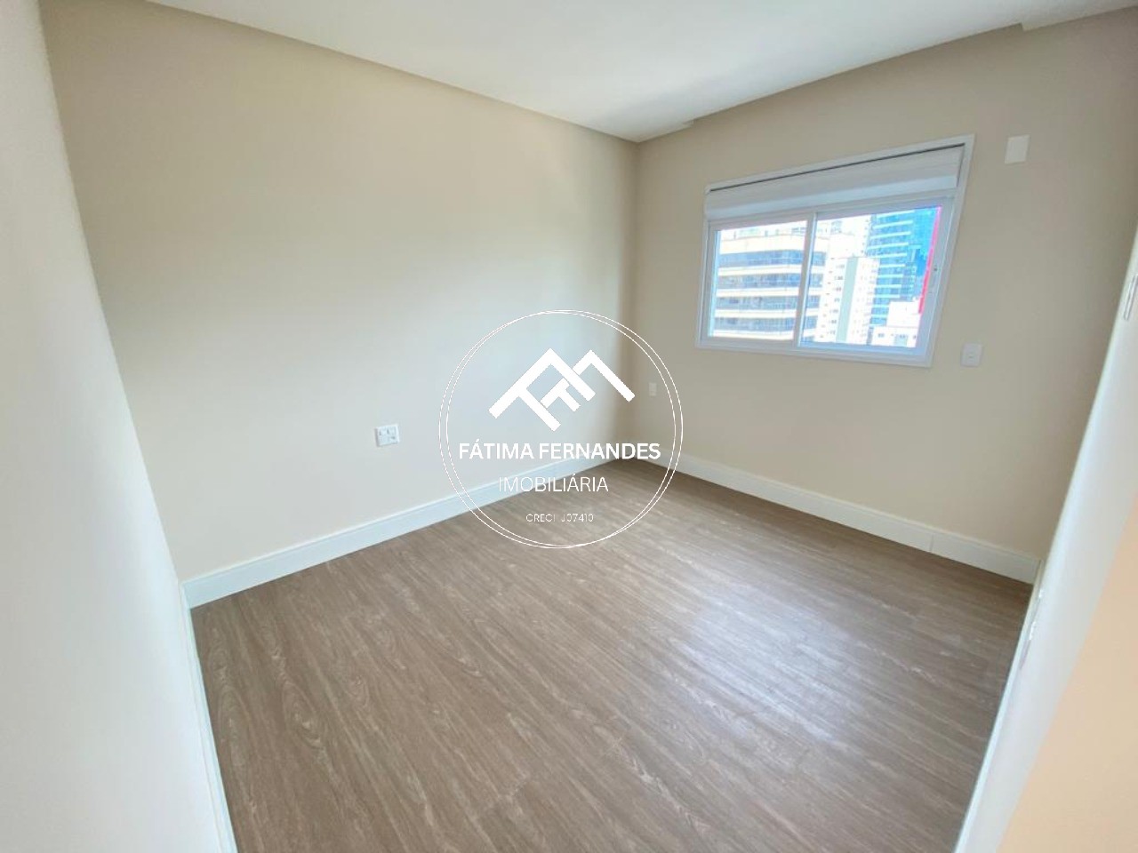 Apartamento à venda com 4 quartos, 156m² - Foto 42