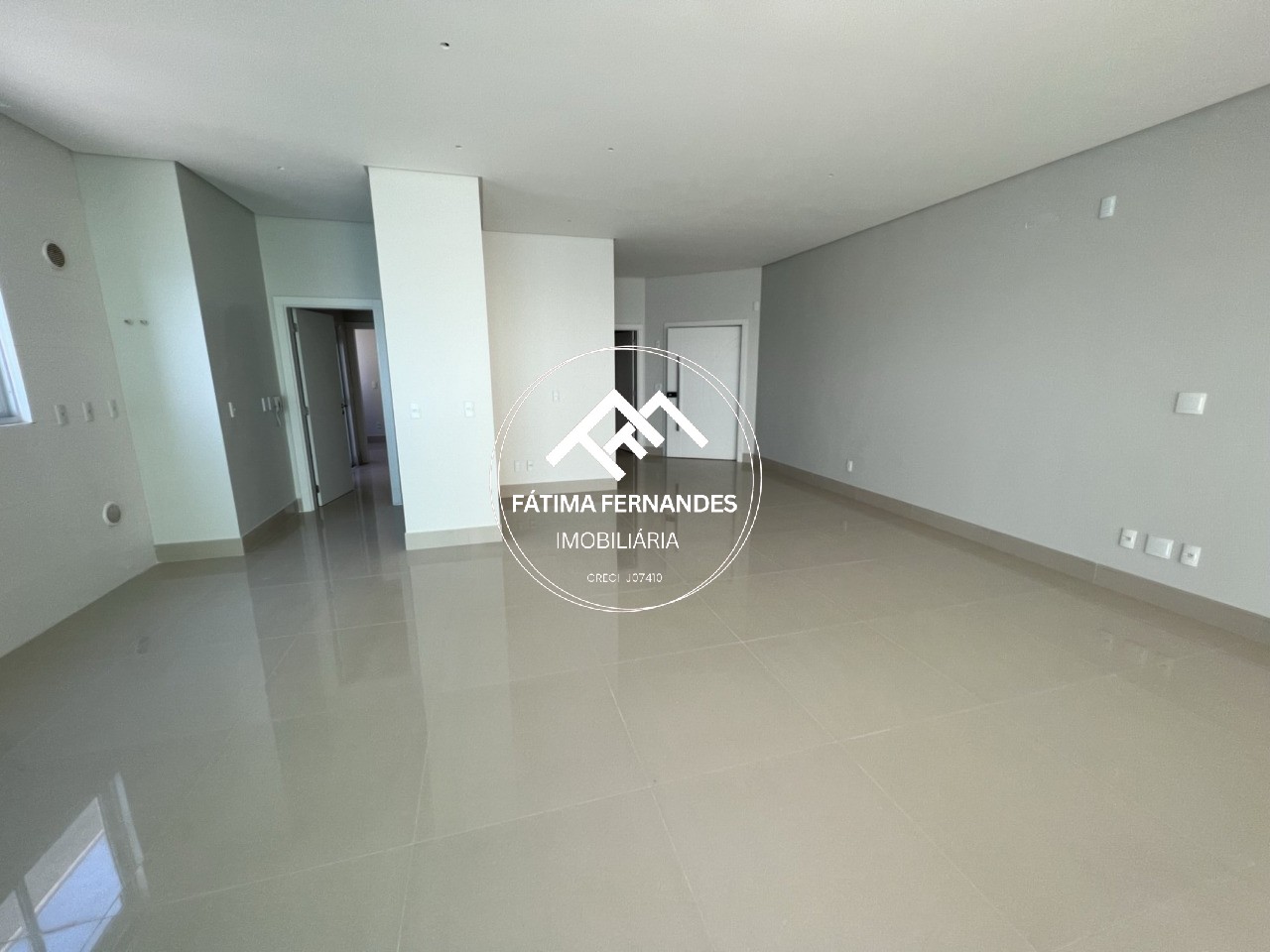 Apartamento à venda com 4 quartos, 240m² - Foto 29