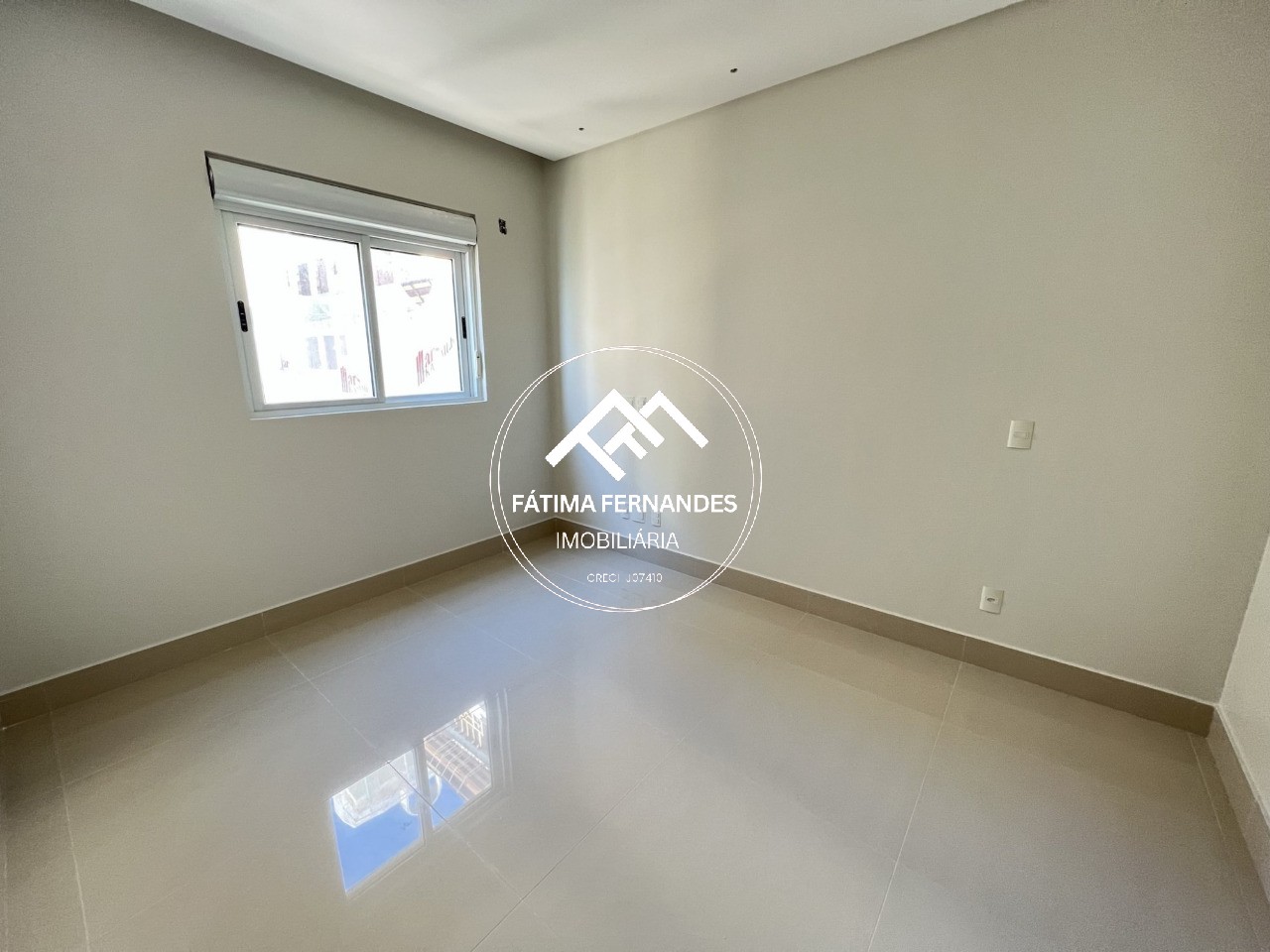 Apartamento à venda com 4 quartos, 240m² - Foto 42