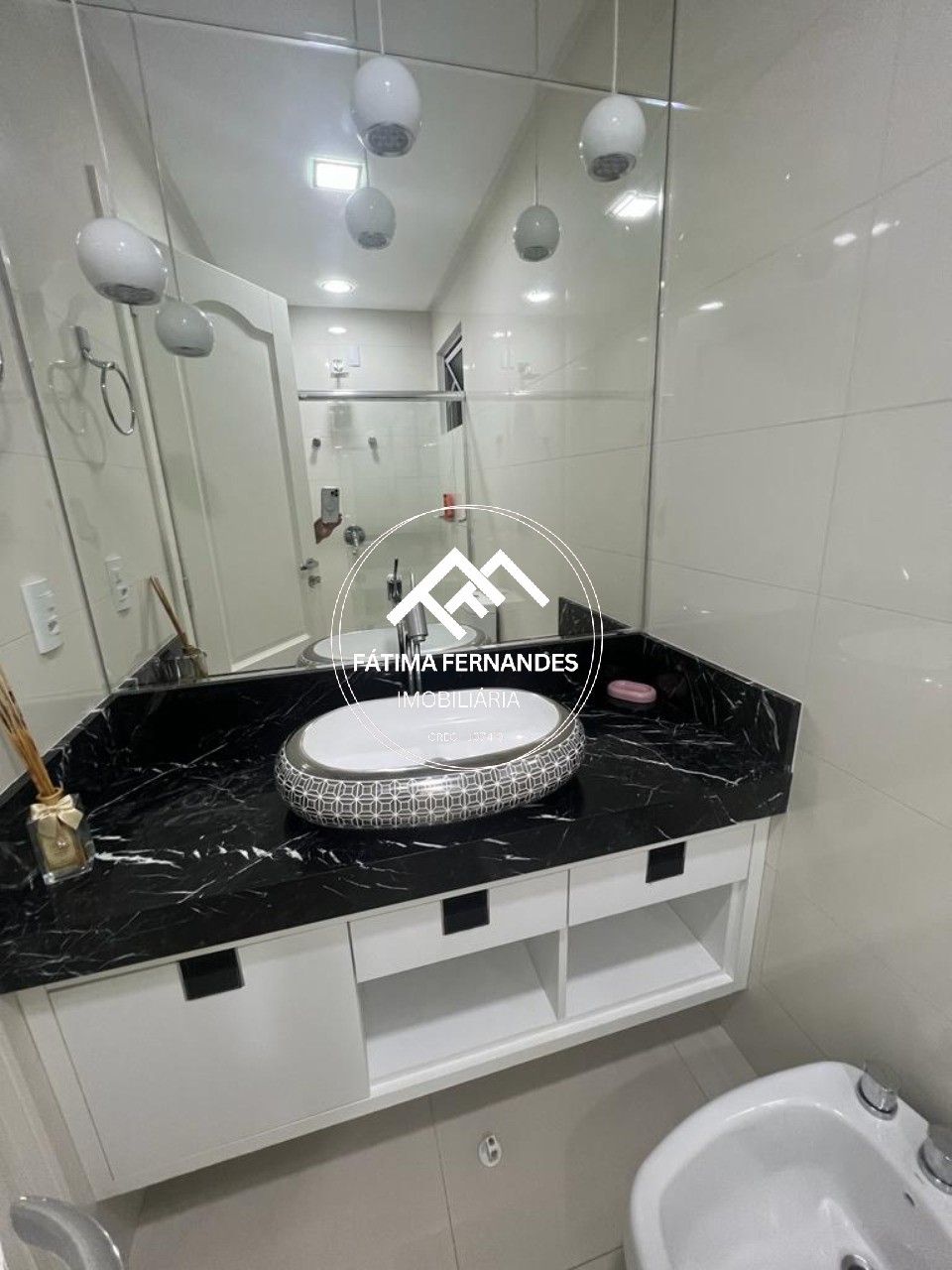 Apartamento à venda com 4 quartos, 157m² - Foto 5