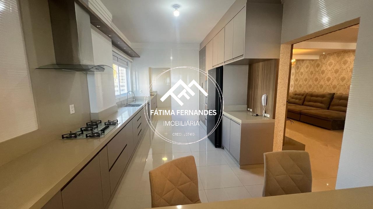 Apartamento à venda com 4 quartos, 268m² - Foto 9