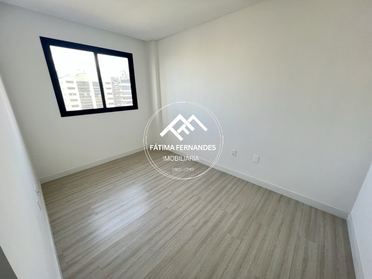 Apartamento à venda com 4 quartos, 163m² - Foto 19