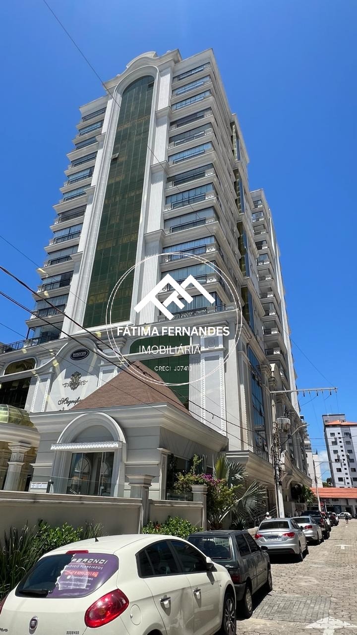 Apartamento à venda com 4 quartos, 175m² - Foto 8