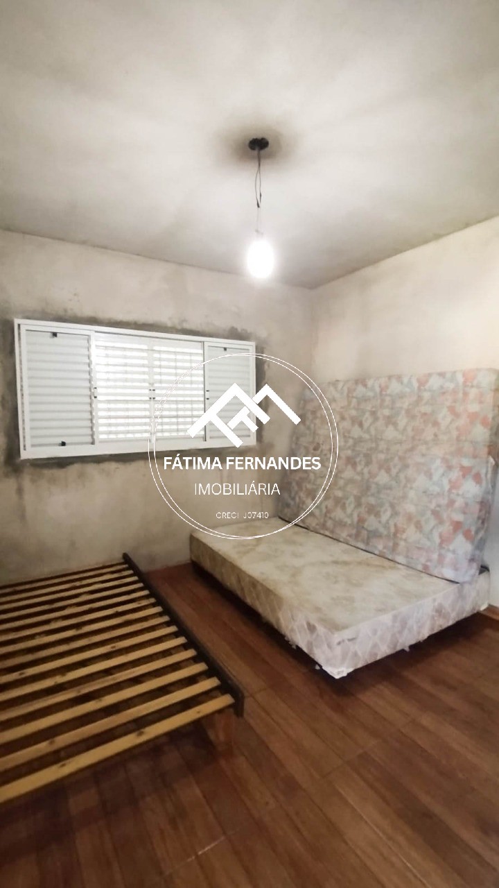 Chácara à venda com 5 quartos, 220m² - Foto 17