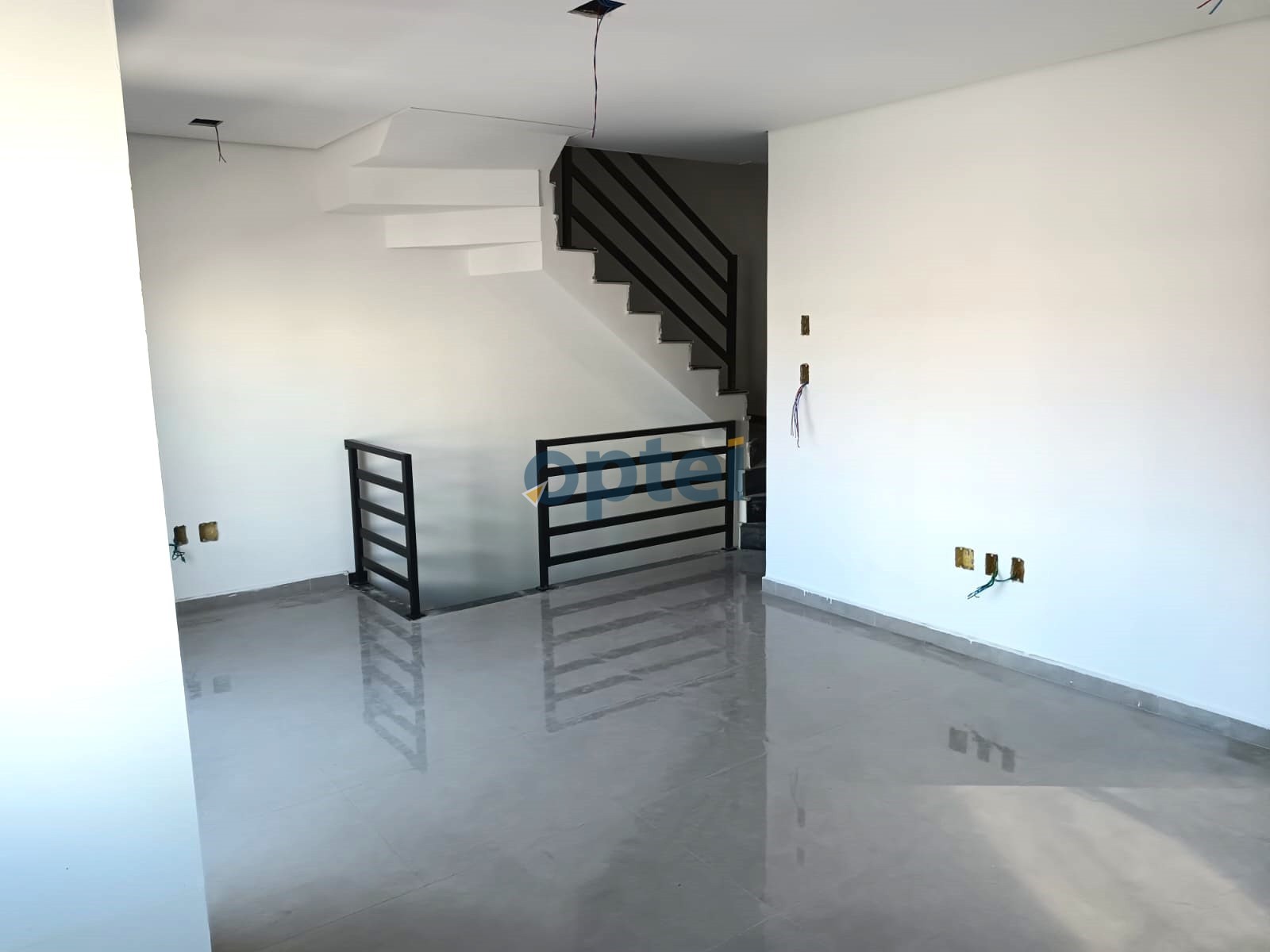 Sobrado à venda com 3 quartos, 105m² - Foto 2