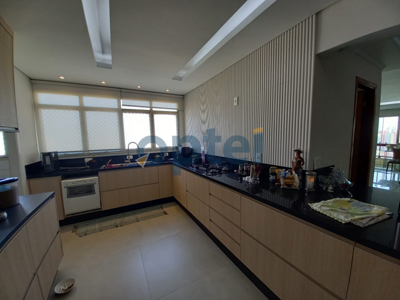 Apartamento à venda com 4 quartos, 180m² - Foto 6