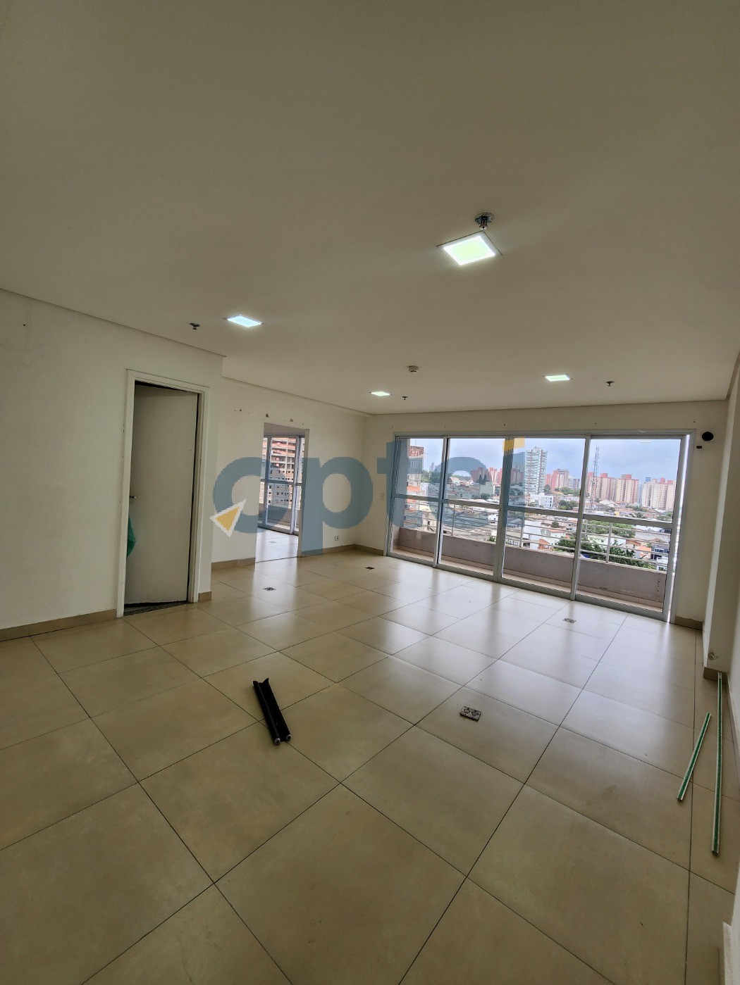 Conjunto Comercial-Sala à venda e aluguel, 79m² - Foto 2