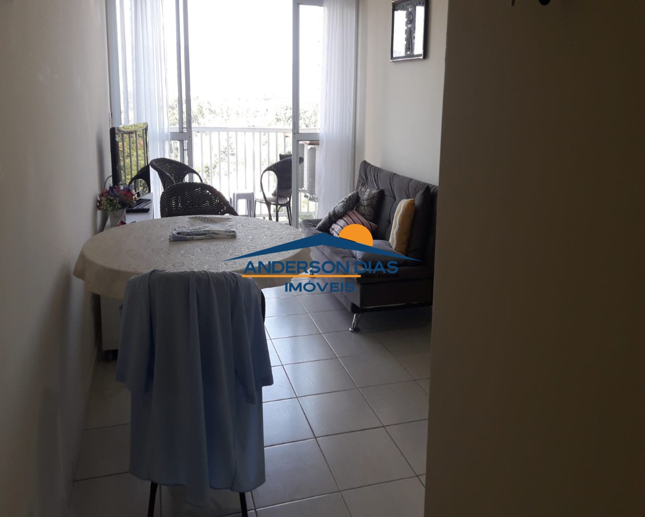 Apartamento à venda com 2 quartos, 75m² - Foto 9