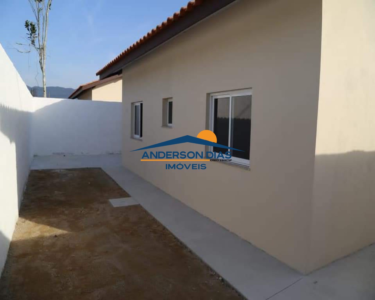 Casa à venda com 2 quartos, 52m² - Foto 6