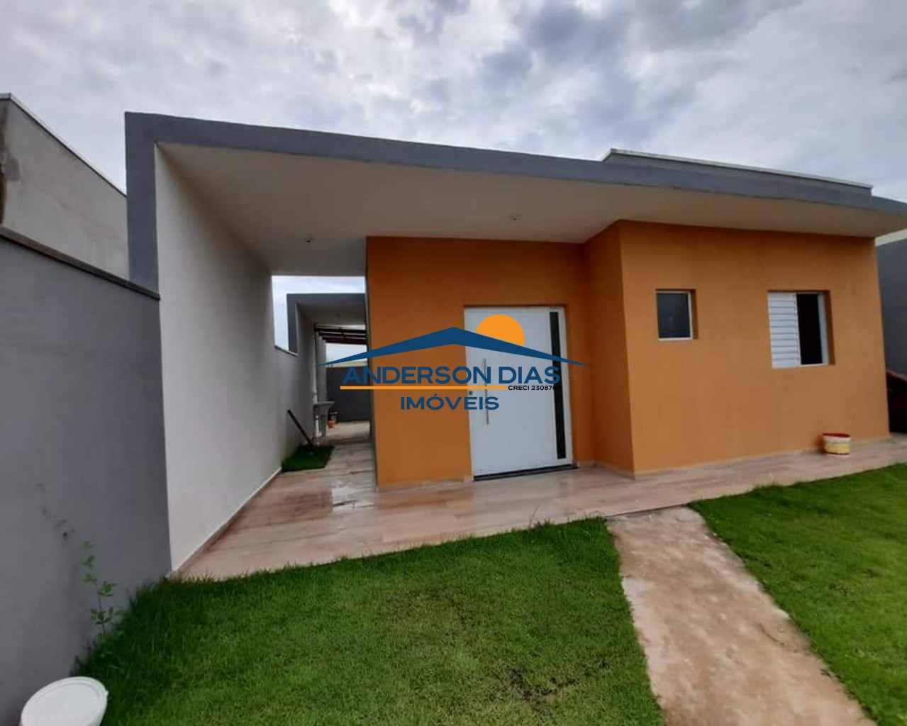 Prédio Inteiro à venda com 2 quartos, 70m² - Foto 1