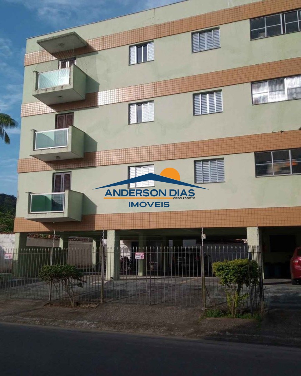 Apartamento à venda com 2 quartos, 70m² - Foto 1