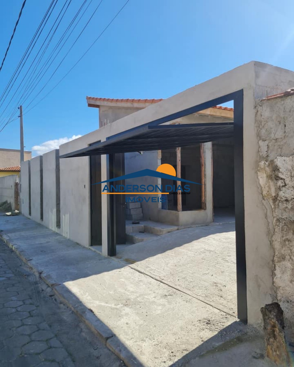 Casa à venda com 3 quartos, 80m² - Foto 1