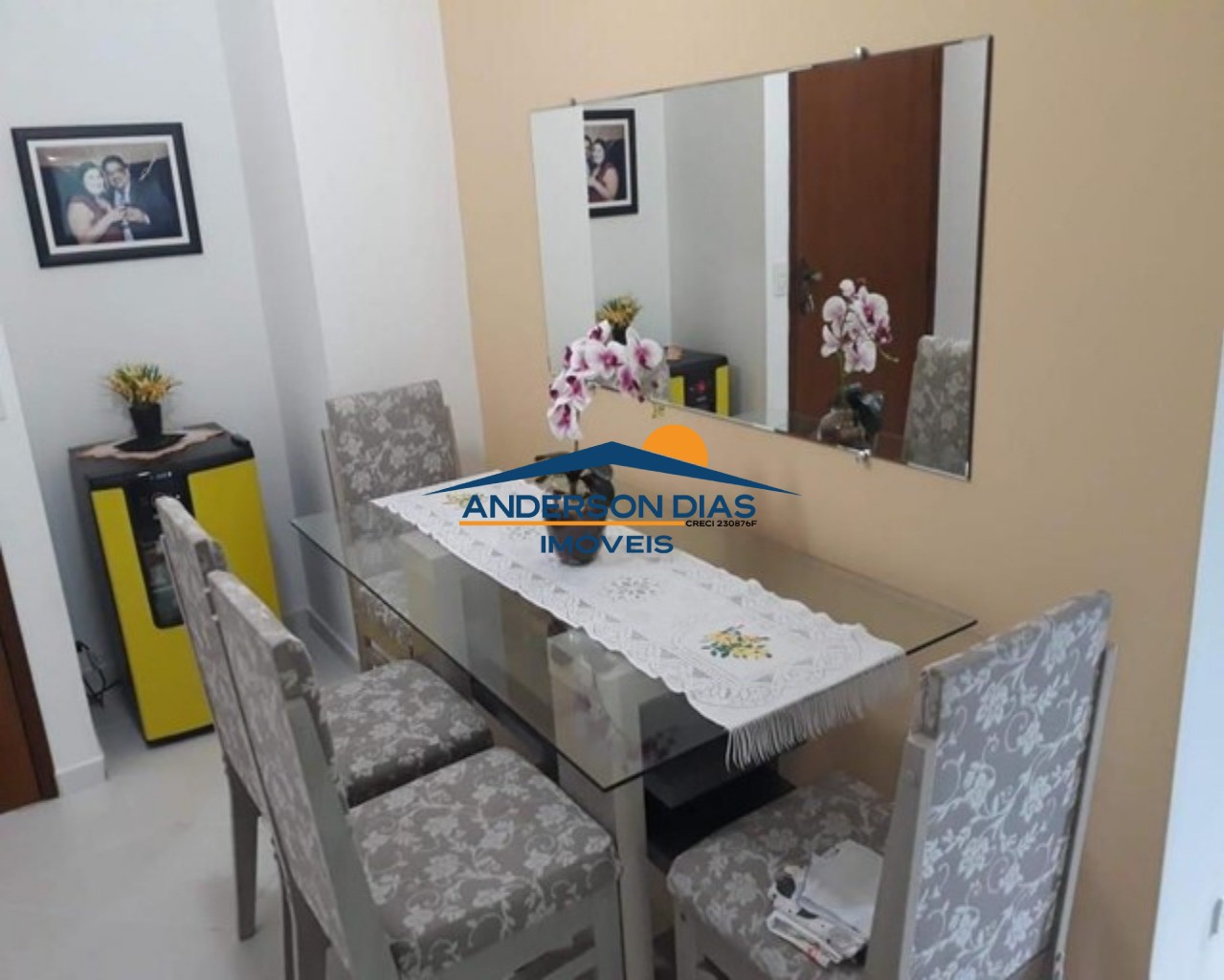 Apartamento à venda com 2 quartos, 75m² - Foto 3