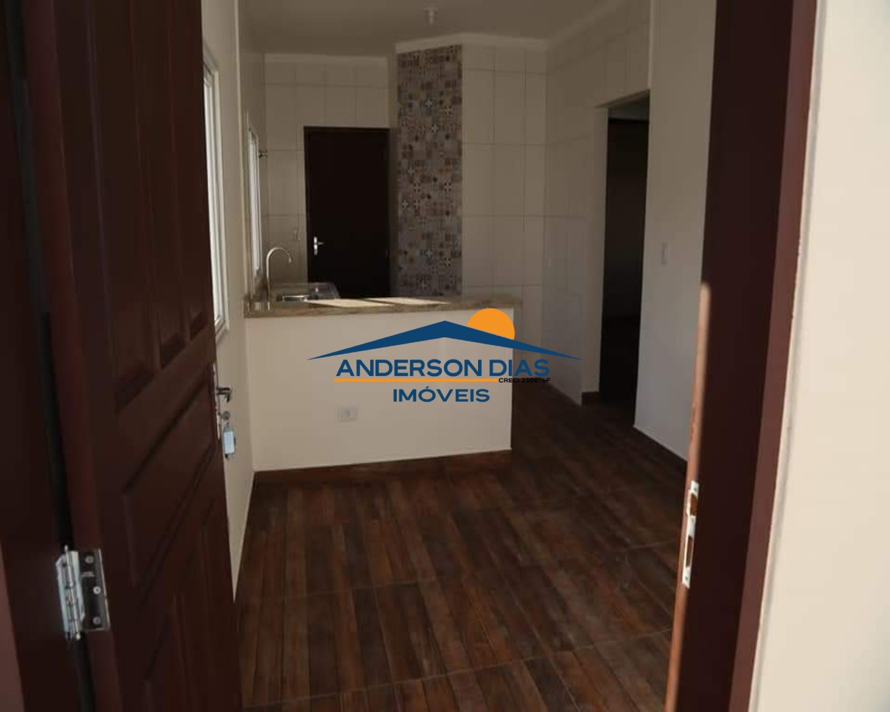 Casa à venda com 2 quartos, 52m² - Foto 4