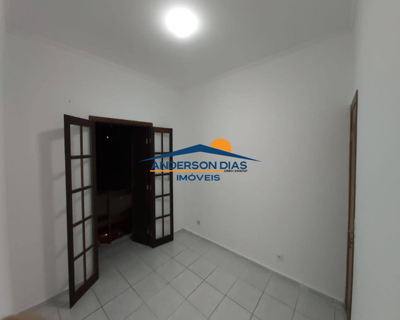 Casa à venda com 2 quartos, 98m² - Foto 19