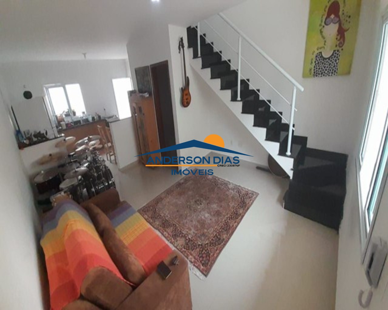 Casa à venda com 2 quartos, 98m² - Foto 1