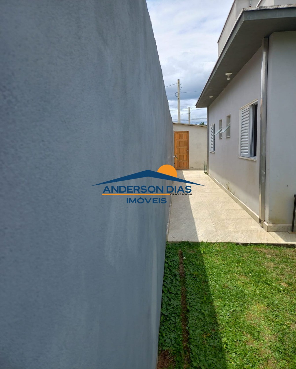 Casa à venda com 2 quartos, 65m² - Foto 12