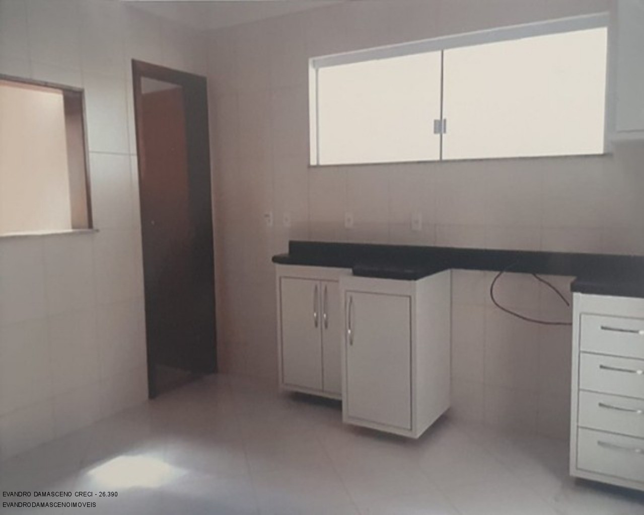 Casa à venda com 4 quartos, 250m² - Foto 20