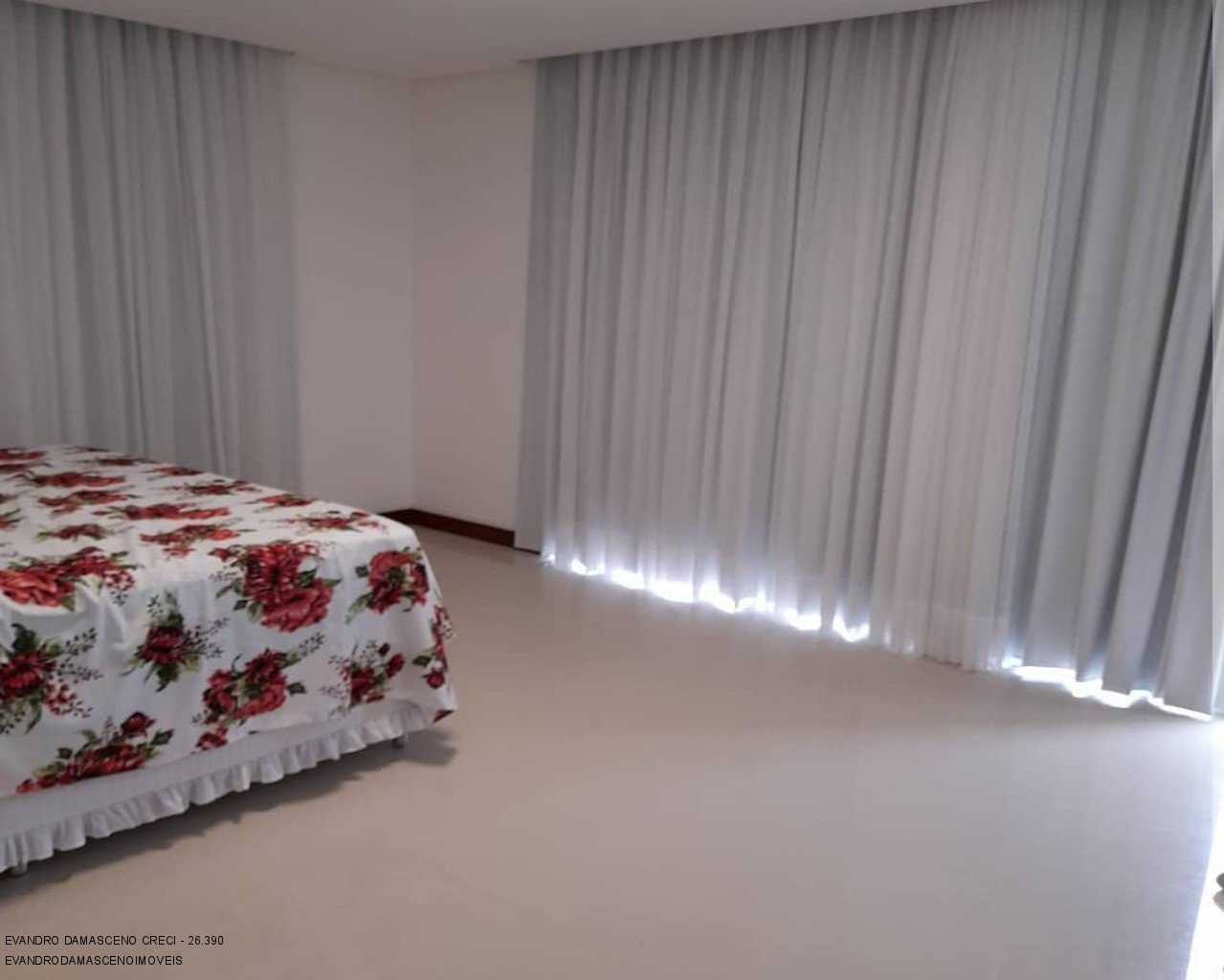 Casa à venda com 4 quartos, 500m² - Foto 12