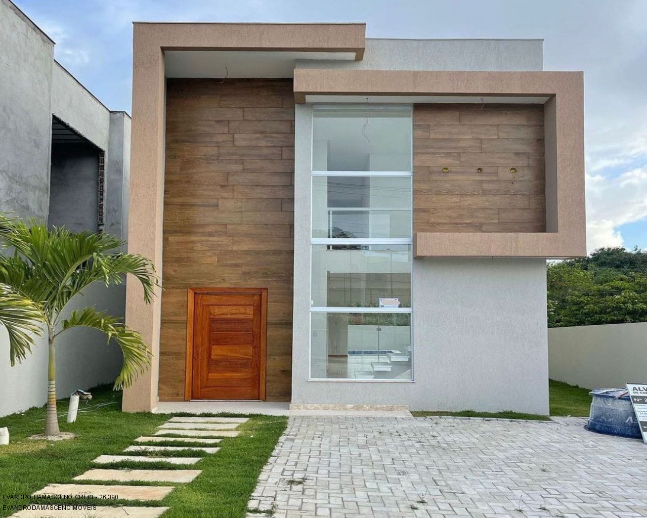 Casa à venda e aluguel com 4 quartos, 176m² - Foto 2