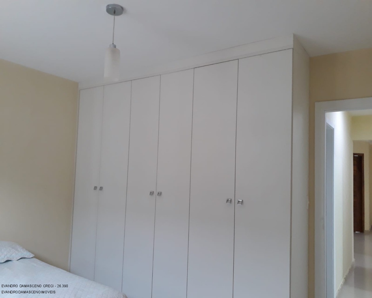 Casa à venda com 3 quartos, 130m² - Foto 14